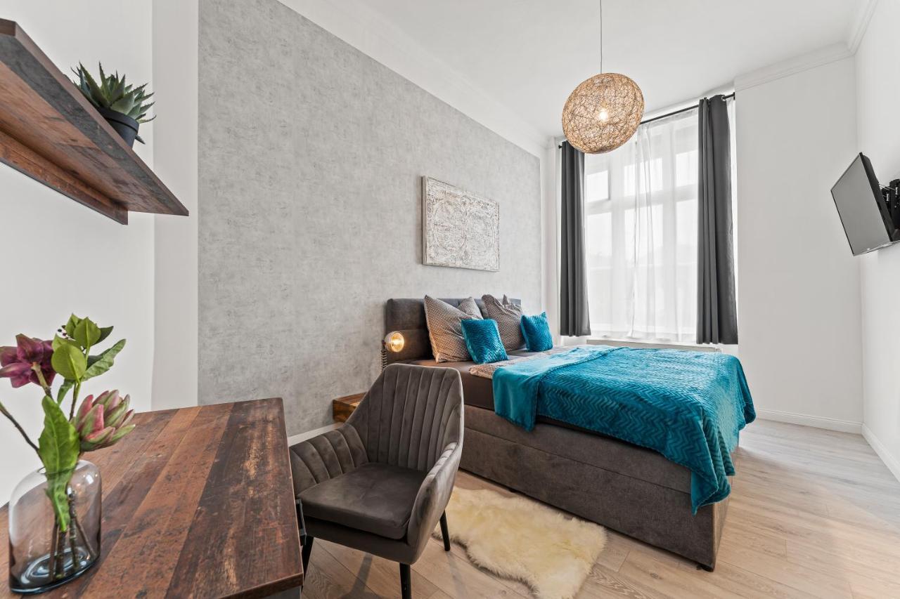 The Mierendorf Hinterhaus, 2 Bed Up To 4 People Appartamento Berlino