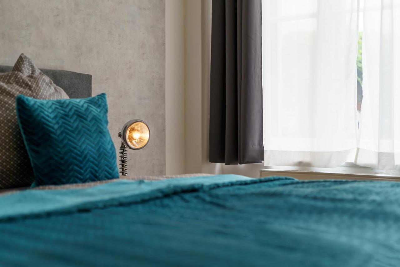 The Mierendorf Hinterhaus, 2 Bed Up To 4 People Appartamento Berlino
